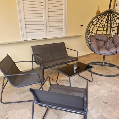 Vivari Apartment *