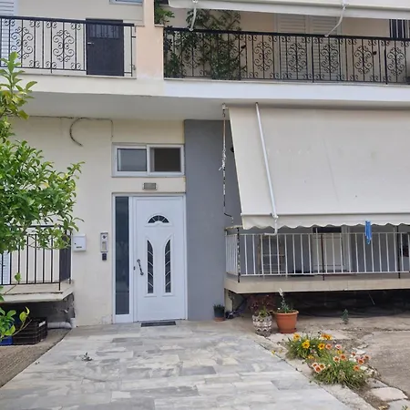 公寓 Vivari Apartment